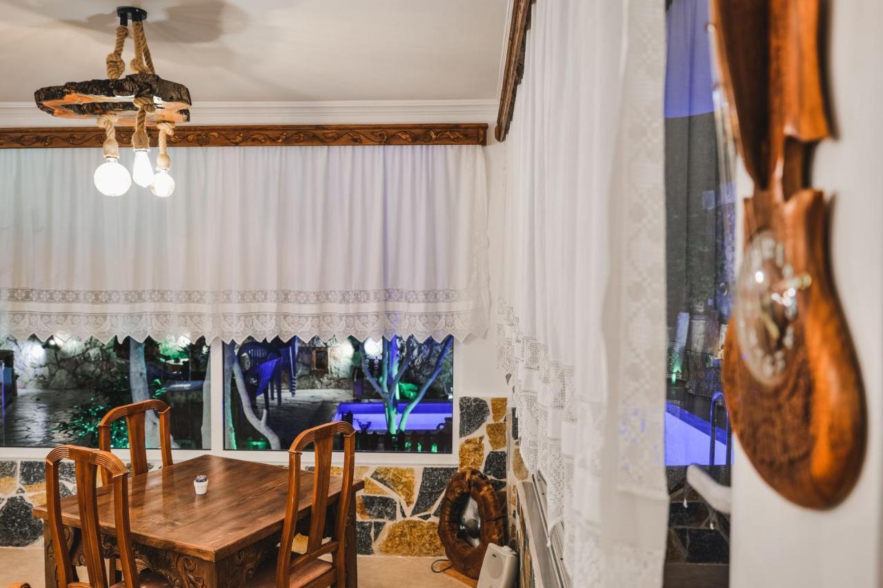 Vila Ahmeti Саранда Экстерьер фото